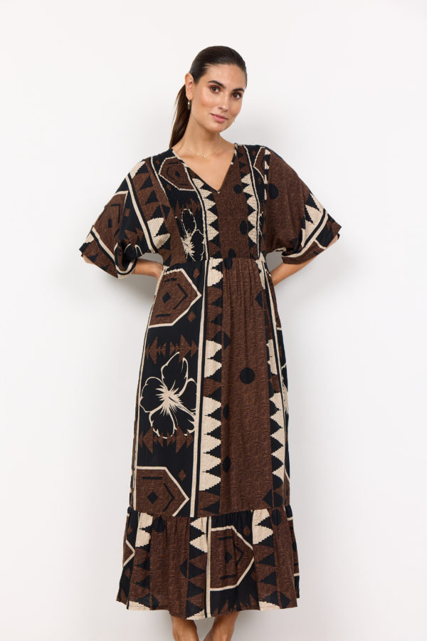 Robe – Image 3